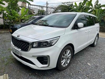 Kia Sedona 2020 Luxury - 155000 km