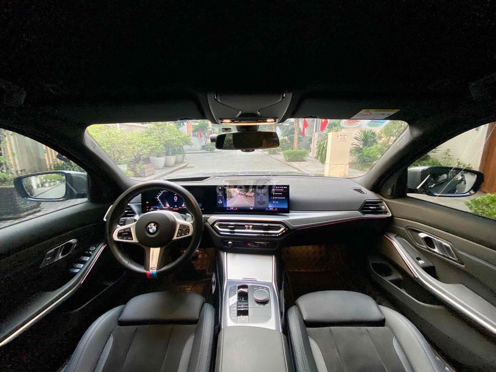 BMW 320i M Sport 2024 - 15000 km. Mua bán Ô tô tại Quận Thanh Xuân Hà Nội được đăng bởi Trần Trí Cường hình 12