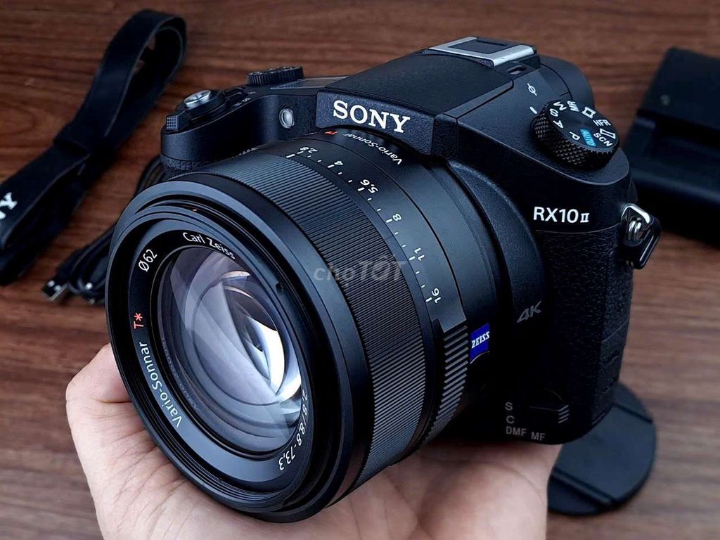 Sony RX10 Đời 2