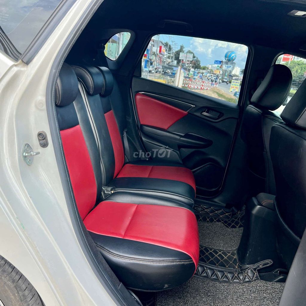 Honda Jazz 2018 RS 38.000 km. Mua bán Ô tô tại Thành phố Thủ Dầu Một Bình Dương được đăng bởi Quốc việt  hình 13