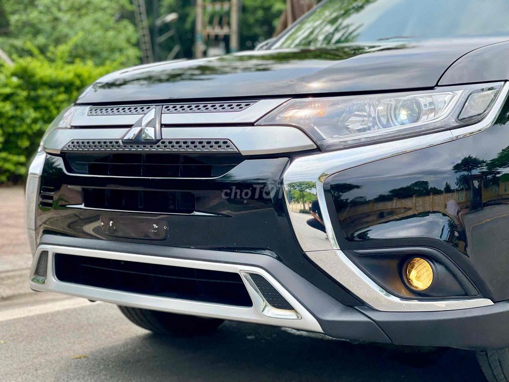 Mitsubishi Outlander Cvt 2020- 65.000km. Mua bán Ô tô tại Quận Long Biên Hà Nội được đăng bởi Mr Tài Oto hình 4
