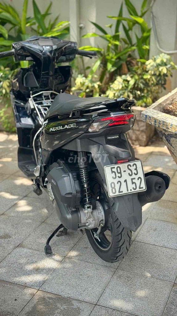 Honda AB 125 2023 4-клапанный черный 15 000 км номера Хошимина 1 владелец