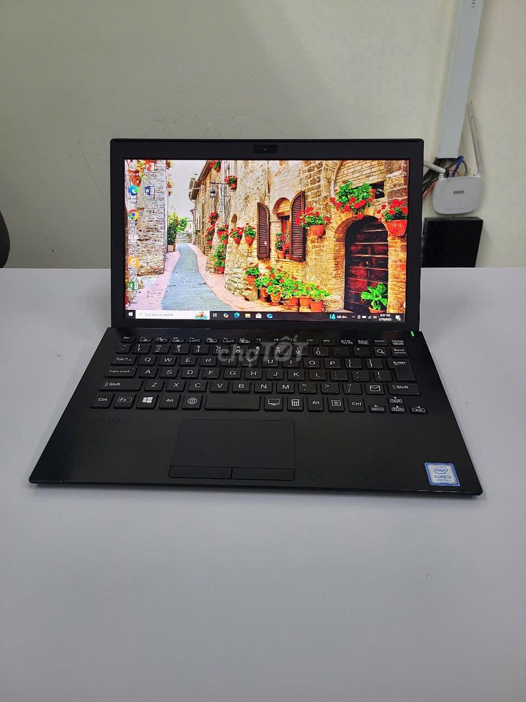 Vaio VJPF, I5-7200/8GB/SSD 256, FHD, 11.6, như mới