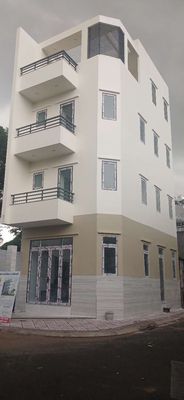 Nhà  3 tầng Góc 2 mt Đường Long Phước. Quận 9
