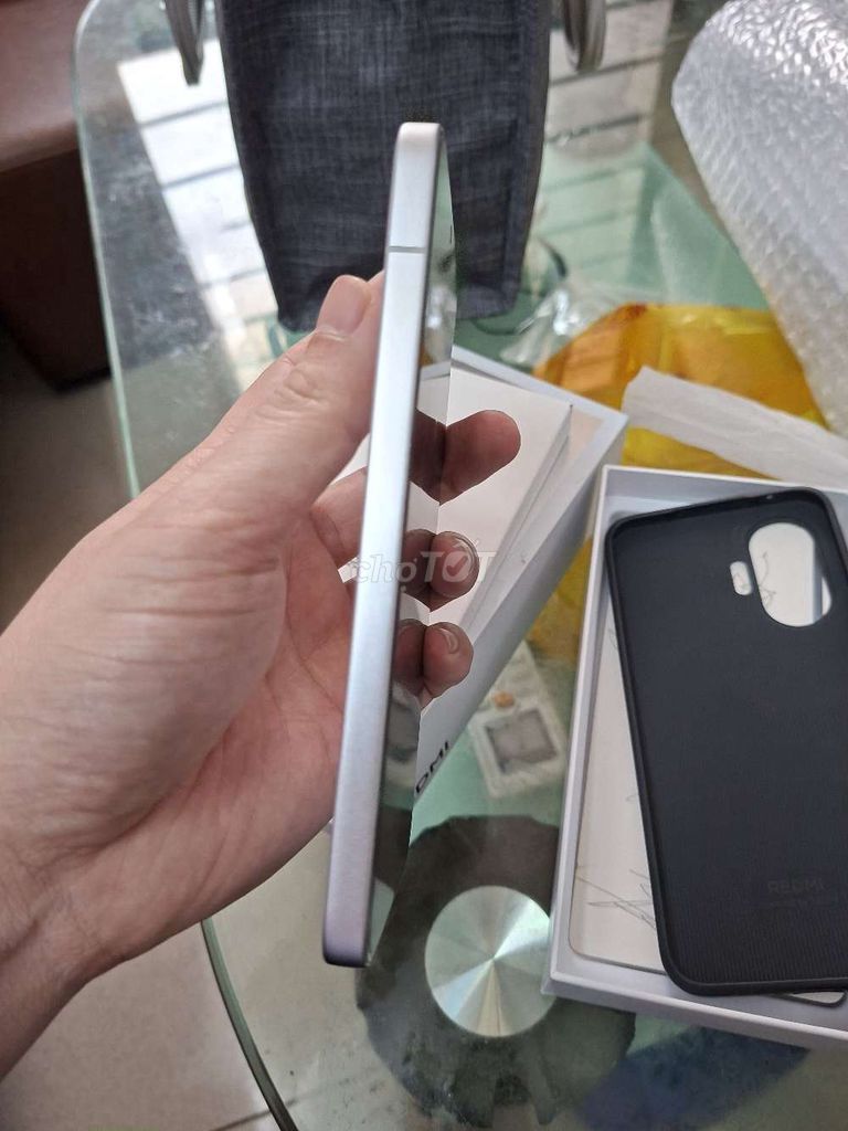 Xiaomi Redmi Turbo 4 Pro Trắng Fullbox. Mua bán Điện thoại tại Quận Đống Đa Hà Nội được đăng bởi hội hình 1