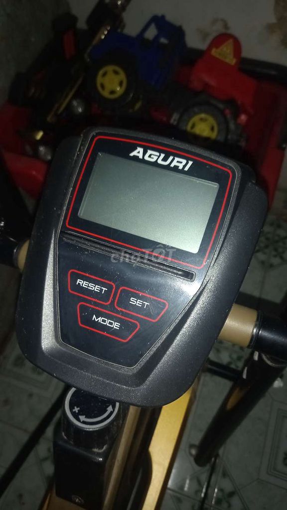 Xe đạp trong nhà. Mua bán Xe đạp tại Thành phố Biên Hòa Đồng Nai được đăng bởi Anh Chung hình 3