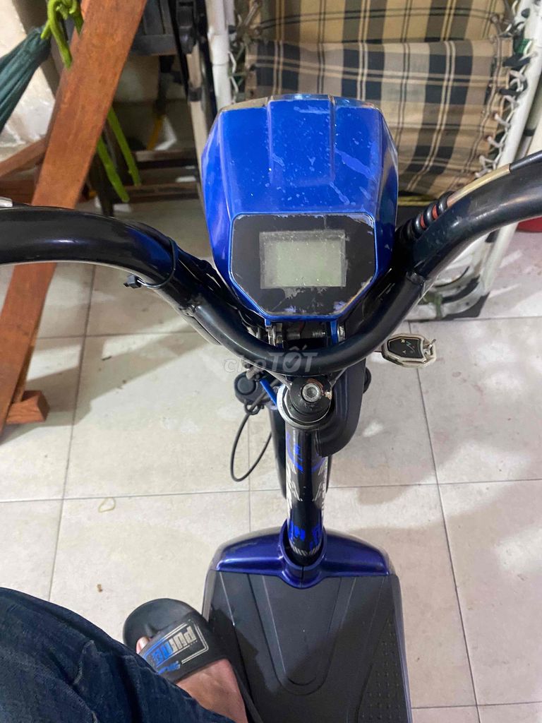 cần bán xác không bình xe còn chạy êm