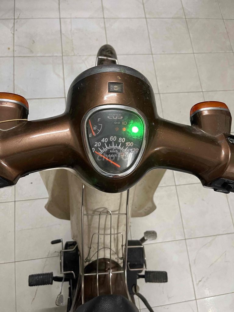 Cần bán cub 50cc - nâu cafe -  biển HN. Mua bán Xe máy tại Quận Đống Đa Hà Nội được đăng bởi Nguyễn Tú hình 2