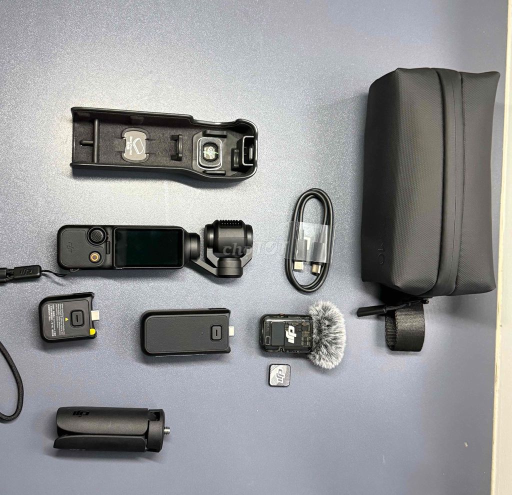 Máy quay phim DJI Pocket 3 Đen mới. Mua bán Máy ảnh, Máy quay tại Quận Bắc Từ Liêm Hà Nội được đăng bởi Chu Dương Cầm hình 1