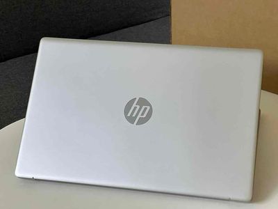 Notebook HP i5 1235U 16G 512G 17.3FHD W11 New Outl