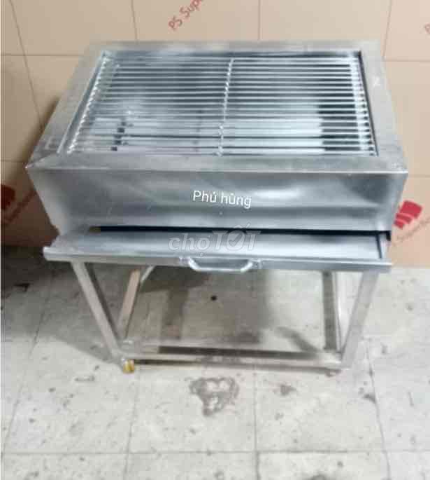 lò nướng inox có bánh xe