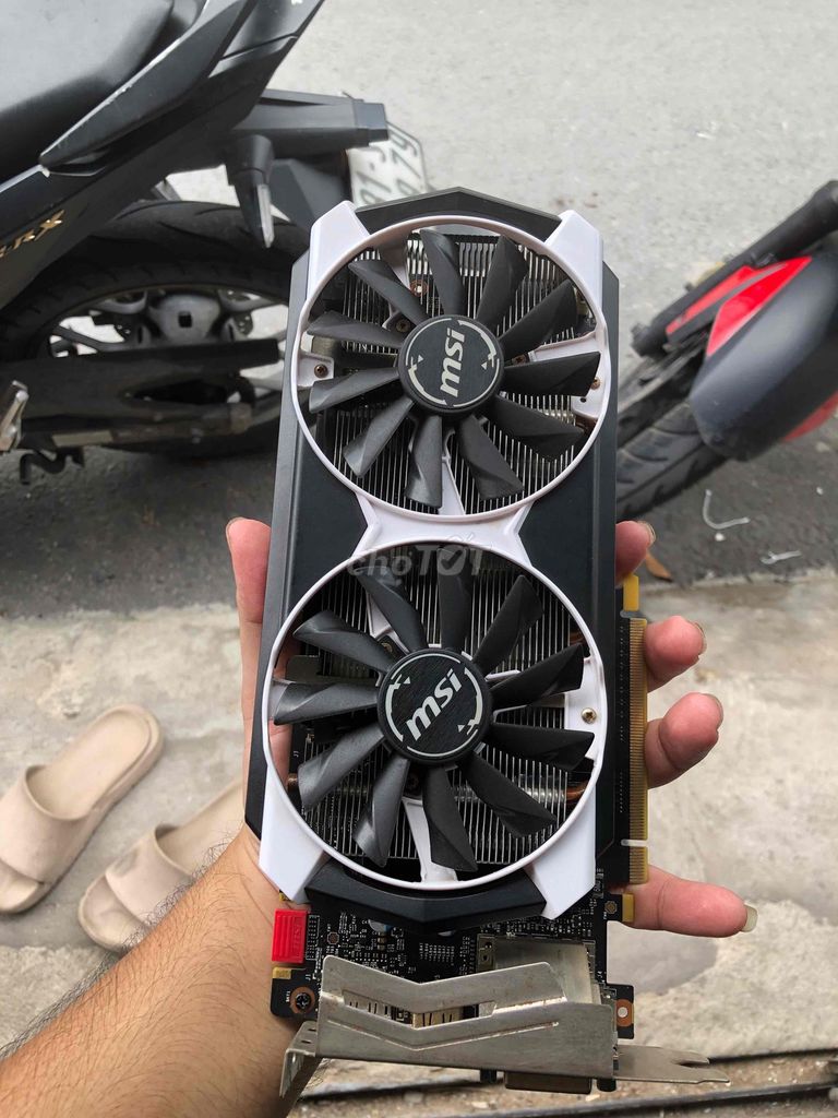 Card vga đồ họa MSI GTX 960 2GB. Mua bán Linh kiện (RAM, Card...) tại Quận Bình Thạnh Tp Hồ Chí Minh được đăng bởi  Khang Lê hình 1