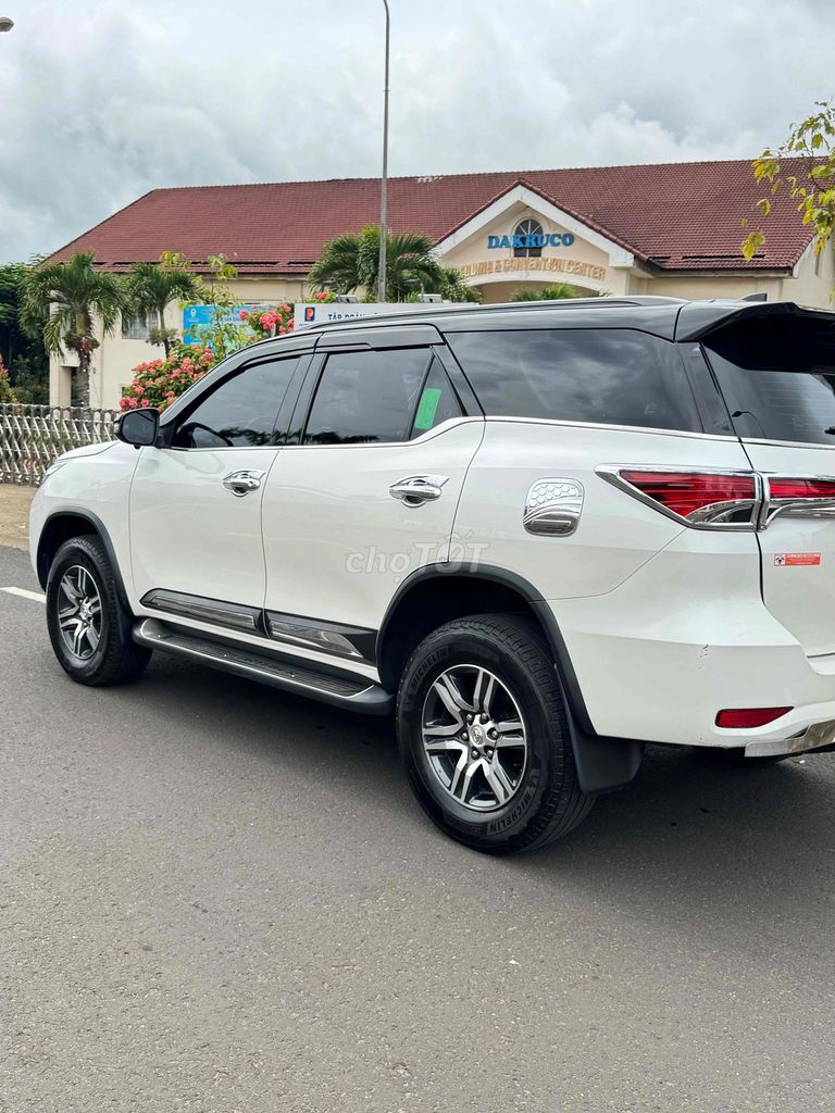 Toyota Fortuner 2020 2.4G 4x2 AT - 93000 km. Mua bán Ô tô tại Thành phố Buôn Ma Thuột Đắk Lắk được đăng bởi AUTO  THẮNG TOÀN PHÁT  hình 4