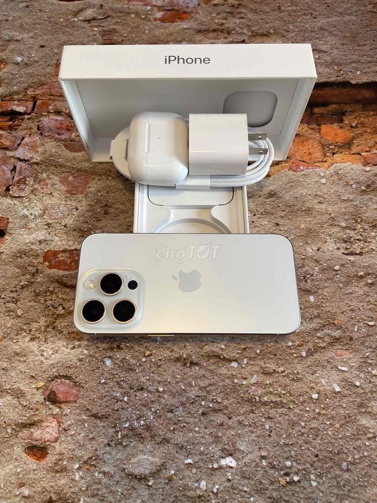 iPhone 15 Pro 512G QTế Đang Xài Zin Áp Pin 95%. Mua bán Điện thoại tại Quận 3 Tp Hồ Chí Minh được đăng bởi Hủ Tiền May Mắn hình 1