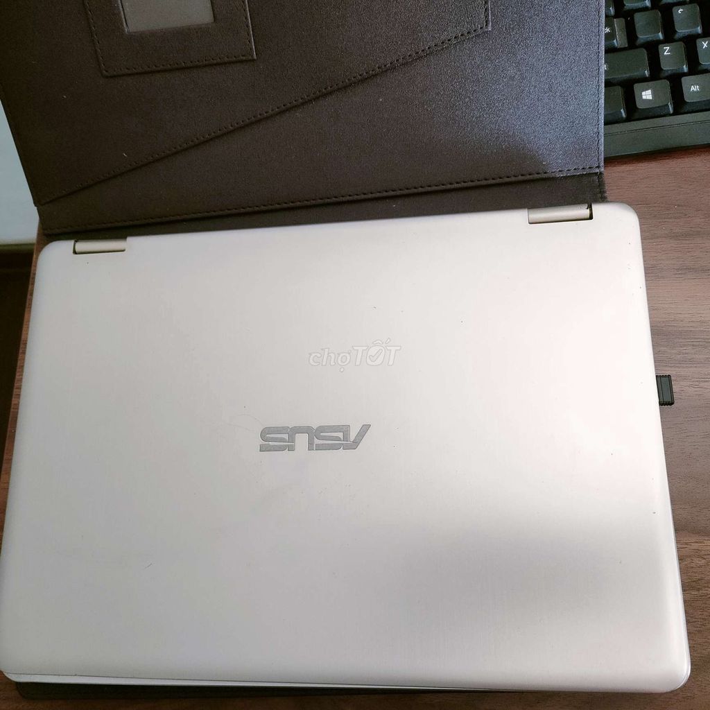 Thanh lý Laptop Asus mua máy bàn. Mua bán Laptop tại Thành phố Thủ Đức Tp Hồ Chí Minh được đăng bởi Thúy Nguyễn hình 1