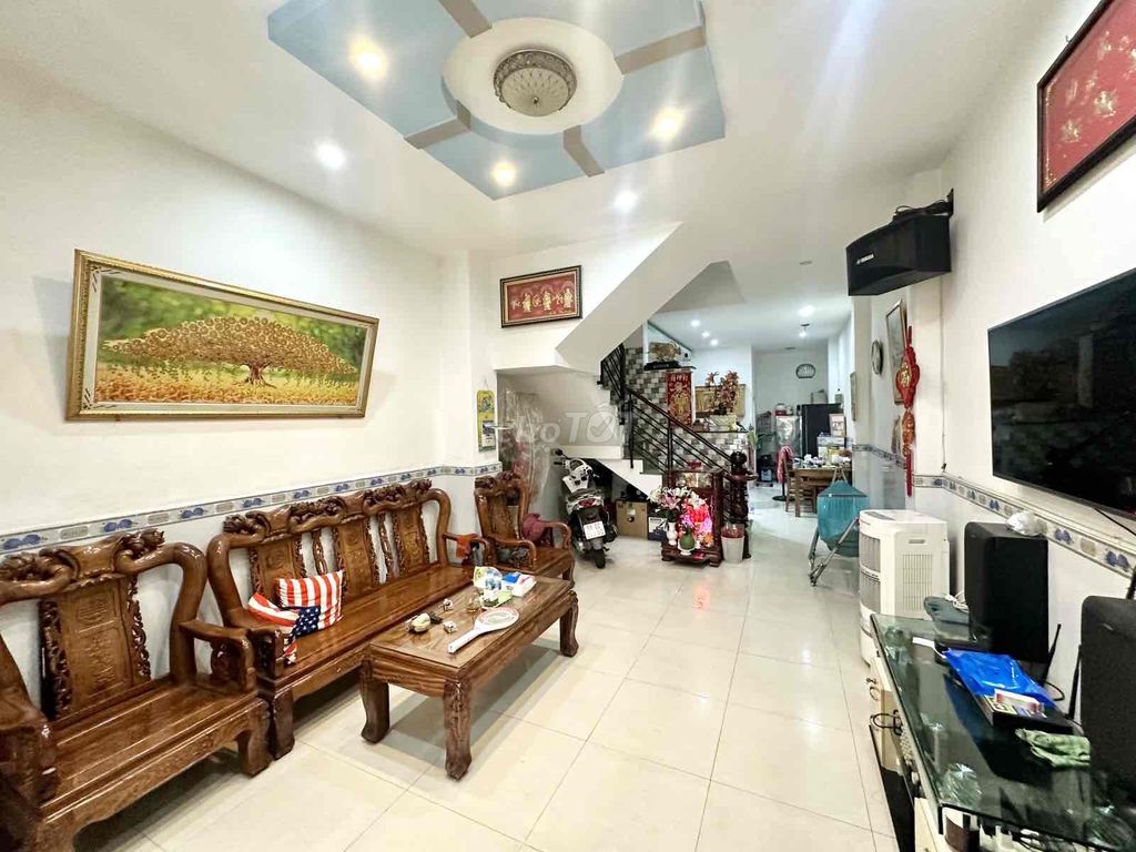 Hẻm xe tải 8m Tô Hiệu, DT 68m2 (4x17) 4 tầng, 4PN. Nhỉnh 8 tỷ còn TL Đường Tô Hiệu, Phường Tân Thới Hòa, Quận Tân Phú, Tp Hồ Chí Minh Quận Tân Phú Tp Hồ Chí Minh