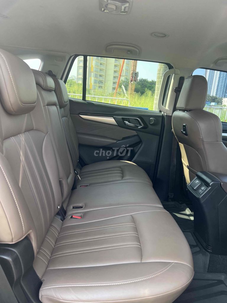 Isuzu Mu X 2022 B7 4x2 MT - 70000 km chuẩn zin. Mua bán Ô tô tại Thành phố Thủ Đức Tp Hồ Chí Minh được đăng bởi Tân hình 8