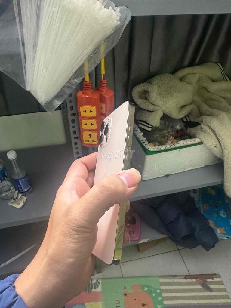 iPhone 12 Pro Max 128GB vàng mới 99%