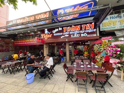 Q.RBB-TUYỂN NỮ RỬA CHÉN QUÁN TOÀN TRÍ