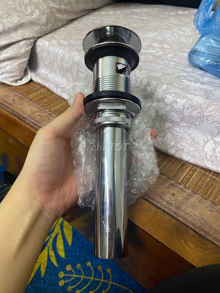 Xi Phông Toto mới coong. Mua bán Thiết bị vệ sinh, nhà tắm tại Quận Ba Đình Hà Nội được đăng bởi Ngọc Tú hình 2