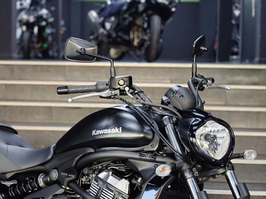 VULCAN S ABS CHẠY LƯỚT SIÊU MỚI ODO CHỈ 100KM. Mua bán Xe máy tại Quận Tây Hồ Hà Nội được đăng bởi Tu Phamanh hình 9