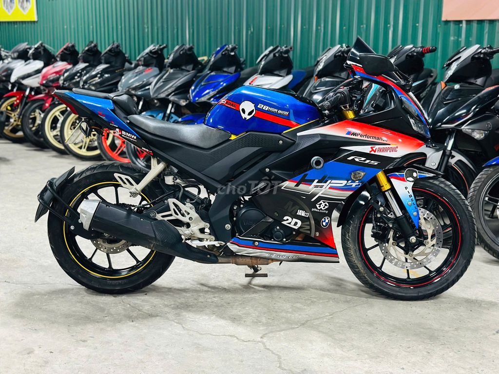 XE MÁYTHANH TÙNG_R15 V3 XANH DÁN FULL ĐỀ CAN. Mua bán Xe máy tại Quận Nam Từ Liêm Hà Nội được đăng bởi THANH TÙNG hình 3