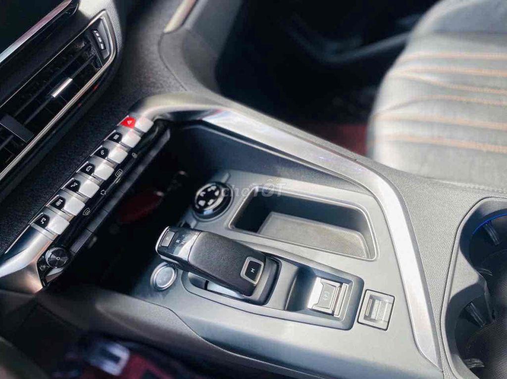 Peugeot 3008 2022 AL - 53000 km. Mua bán Ô tô tại Thành phố Pleiku Gia Lai được đăng bởi Vân Anh Toàn Trung GL hình 5