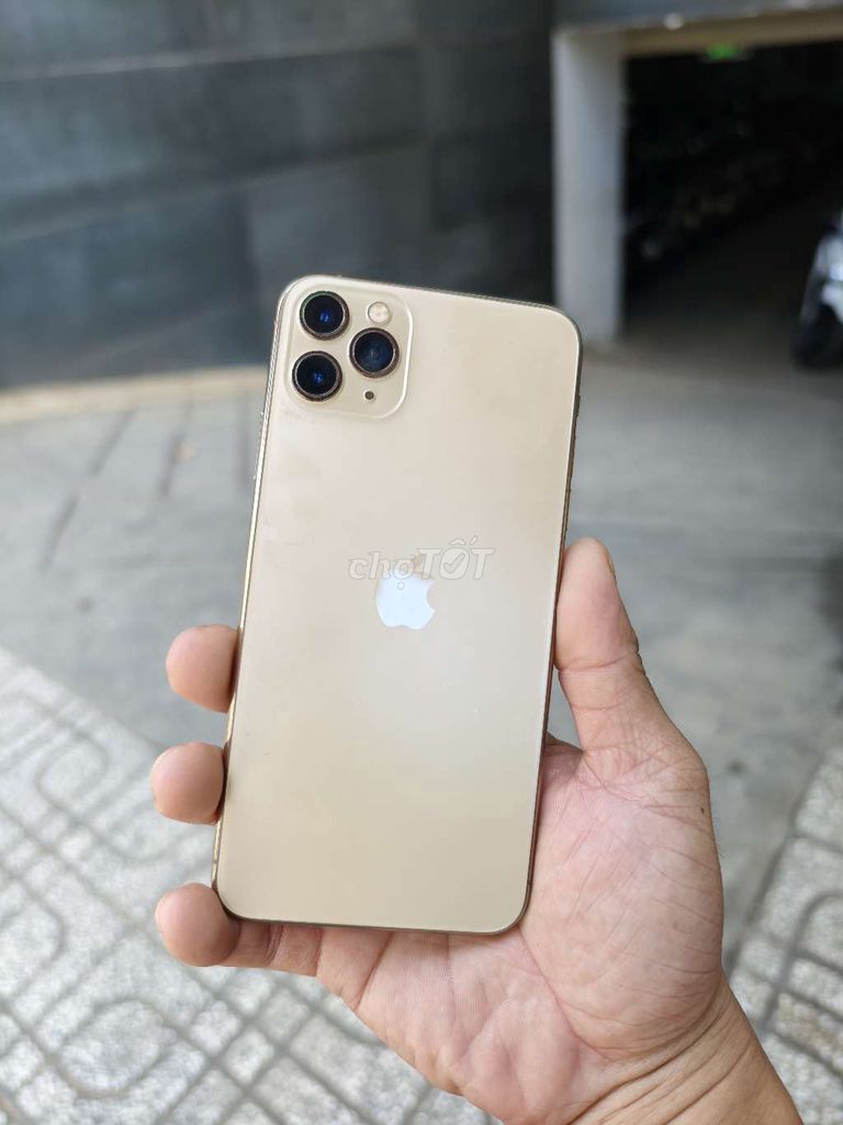 iPhone 11 Pro Max 64GB Quốc Tế. Mua bán Điện thoại tại Quận 12 Tp Hồ Chí Minh được đăng bởi Tú hình 1