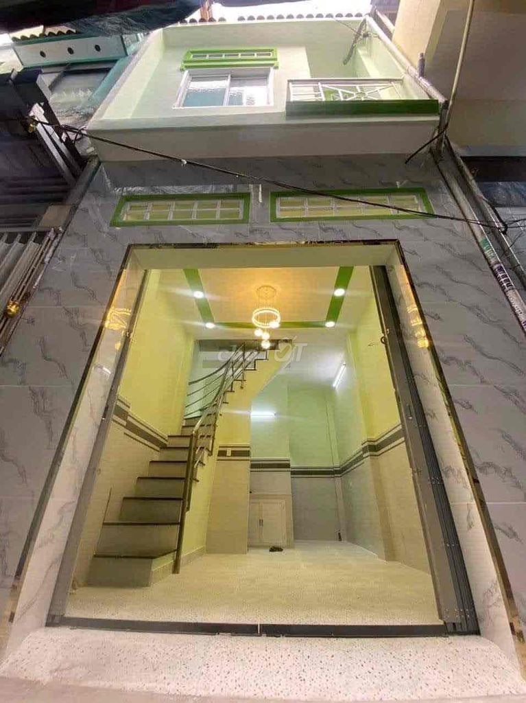 Аренда · 2 комн. · 25 м² · Quận 6, ул. Đường Lê Quang Sung