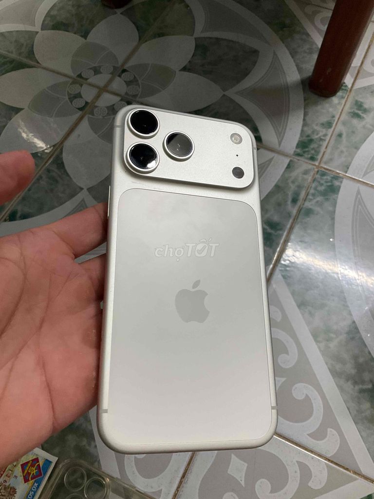 Apple iPhone 17 Pro Max Bạc 100%. Mua bán Điện thoại tại Thành phố Cao Lãnh Đồng Tháp được đăng bởi A HUY hình 1