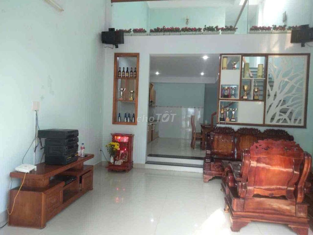 Аренда · 2 комн. · 100 м² · Quận Cẩm Lệ, ул. Đường Huỳnh Ngọc Đủ