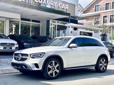Mercedes-Benz GLC200 4Matic 2021 30.000 km. Mua bán Ô tô tại Quận 7 Tp Hồ Chí Minh được đăng bởi PHÁT ĐẠT LUXURY CAR