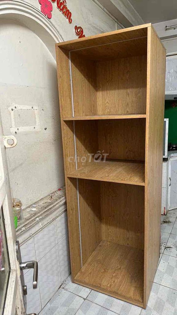 Tủ gỗ Nâu. Mua bán Tủ, kệ gia đình tại Quận Bình Thạnh Tp Hồ Chí Minh được đăng bởi Từ Kim Trân hình 1