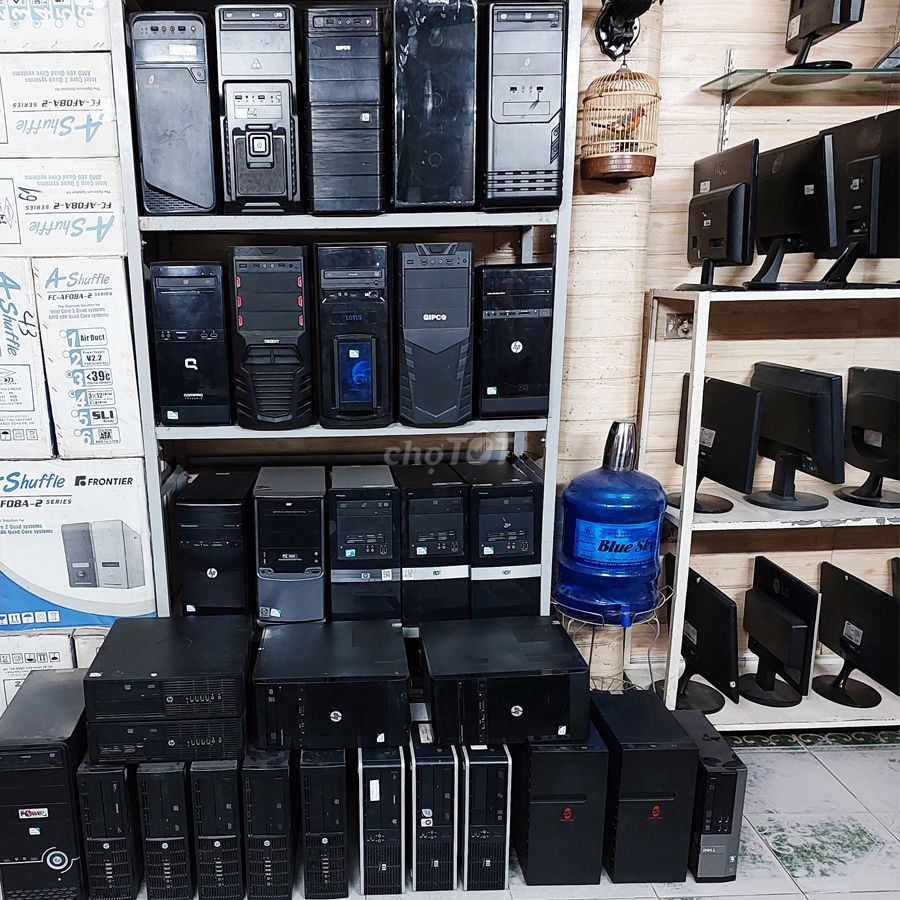 Thanh lý hơn 100 bộ máy tính giá rẻ