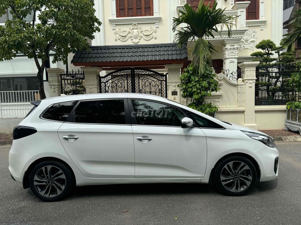 KIA RONDO 2.0AT SX 2018 MỚI XUẤT SẮC. Mua bán Ô tô tại Quận Nam Từ Liêm Hà Nội được đăng bởi Auto Anh Tuấn hình 5