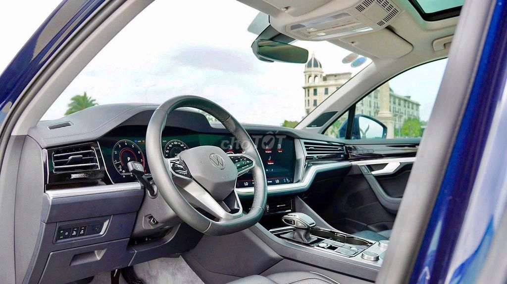 xế Touareg luxury 1 chủ vay mua xe này. Mua bán Ô tô tại Quận 4 Tp Hồ Chí Minh được đăng bởi Hạnh Bất Động Sản hình 8