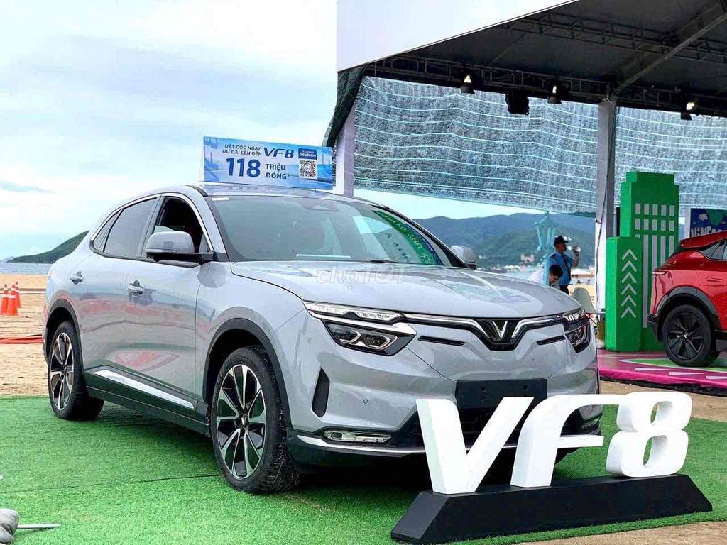 VF8 LUX PLUS ĐỦ MÀU GIAO NGAY-BAO ĐẬU HS KHÓ!. Mua bán Ô tô tại Quận 5 Tp Hồ Chí Minh được đăng bởi Kỳ hình 4