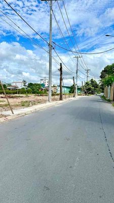 Bán đất thổ cư Dt 100m2 mặt tiền đường Xuân Thới Thượng 53