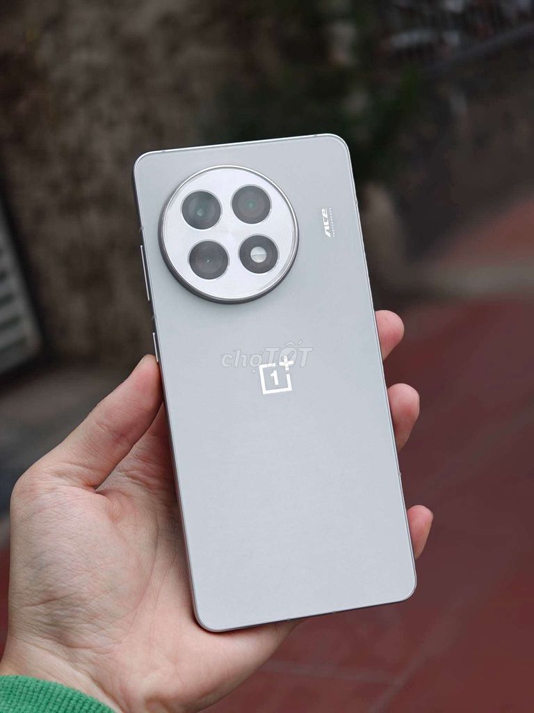 OnePlus Ace 5 Titan 256GB Bạc 99%. Mua bán Điện thoại tại Quận Ninh Kiều Cần Thơ được đăng bởi Nguyễn Thông hình 1