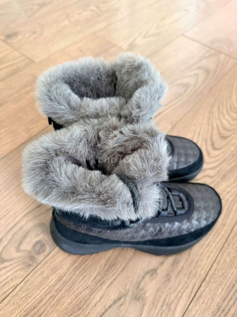 Boot Columbia Women's Slopeside™ Peak Luxe Boot. Mua bán Giày dép tại Quận Hai Bà Trưng Hà Nội được đăng bởi huy vu hình 4