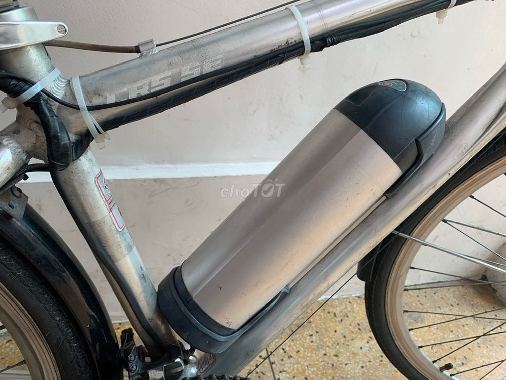 XE ĐAP ĐỊA HÌNH GIANT ĐIỆN KHUNG NHÔM VÀNH 700C.35. Mua bán Xe điện tại Quận 10 Tp Hồ Chí Minh được đăng bởi LUAN NGUYEN DINH hình 12