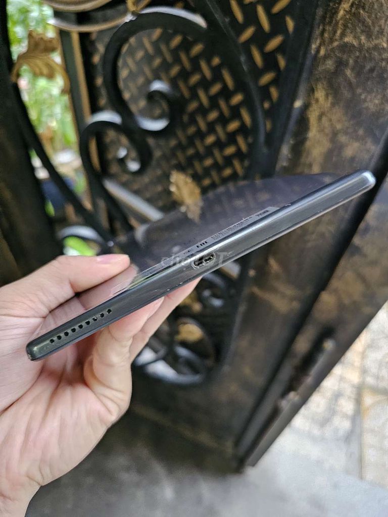 LENOVO TAB M10 FHD PLUS 99.9% 4/64 LOA TO V/N MƯỢT