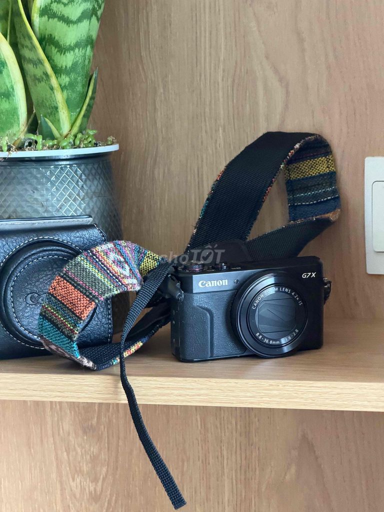 Máy ảnh Canon G7X Mark II Đã sử dụng. Mua bán Máy ảnh, Máy quay tại Quận Tây Hồ Hà Nội được đăng bởi Valerie hình 1