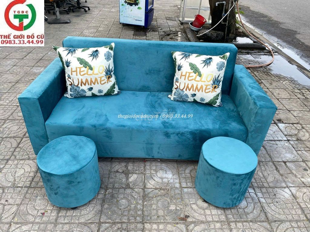 Ghế sofa vải nhung xanh ngọc. Dịch vụ dọn dẹp nhà tại Quận Sơn Trà Đà Nẵng được đăng bởi THẾ GIỚI ĐỒ CŨ ĐÀ NẴNG hình 1