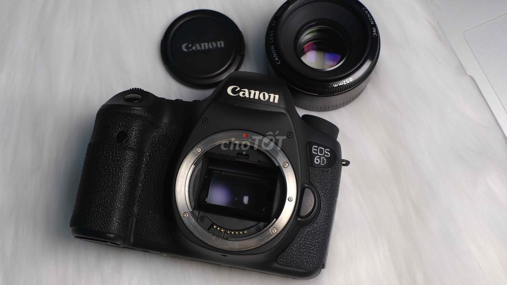 Máy ảnh Canon 6D Đen. Mua bán Máy ảnh, Máy quay tại Quận 3 Tp Hồ Chí Minh được đăng bởi Lê Nhung hình 1
