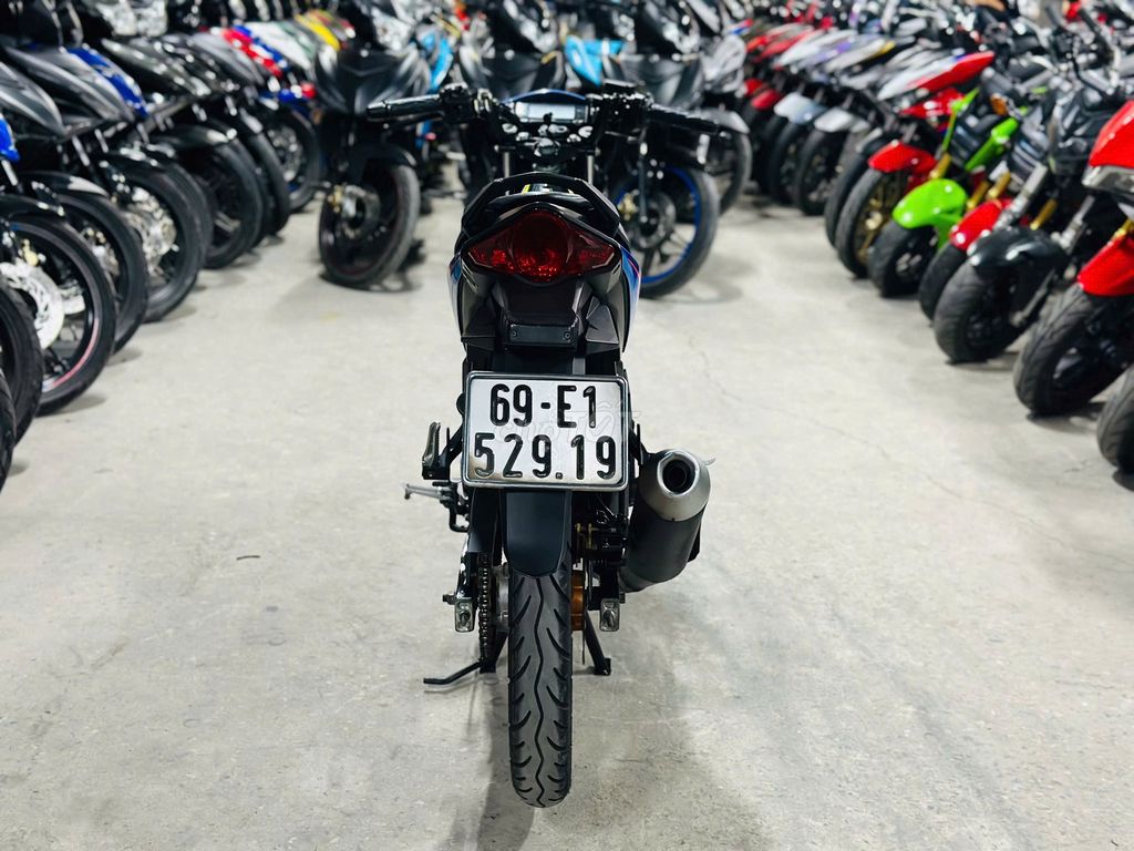 XE MÁYTHANH TÙNG_RAIDER 150 XANH VÀNH CAM MỚI TINH. Mua bán Xe máy tại Quận Nam Từ Liêm Hà Nội được đăng bởi THANH TÙNG hình 3