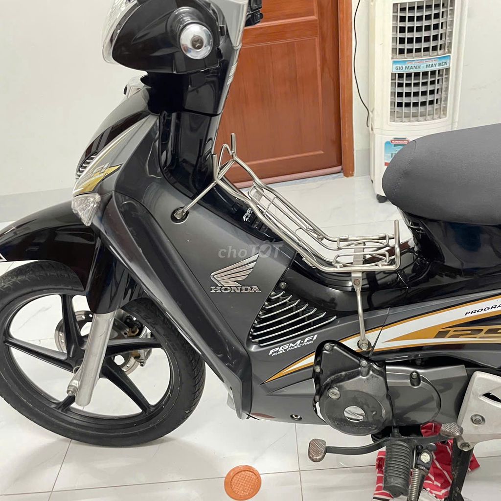 Bán funeo fi 2008 và neo kim 2008. Có GL trắng đỏ. Mua bán Xe máy tại Thành phố Long Xuyên An Giang được đăng bởi Nguyen Long Ho hình 5