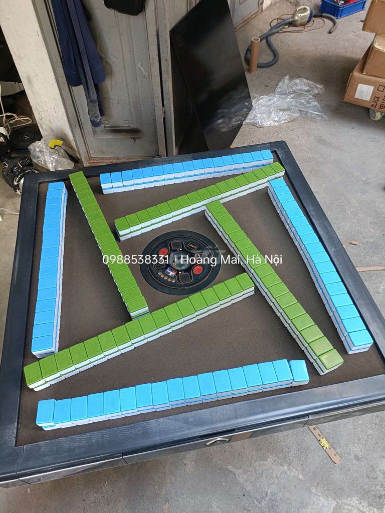 Bàn mạt chược tự động xào bài màu Đen
