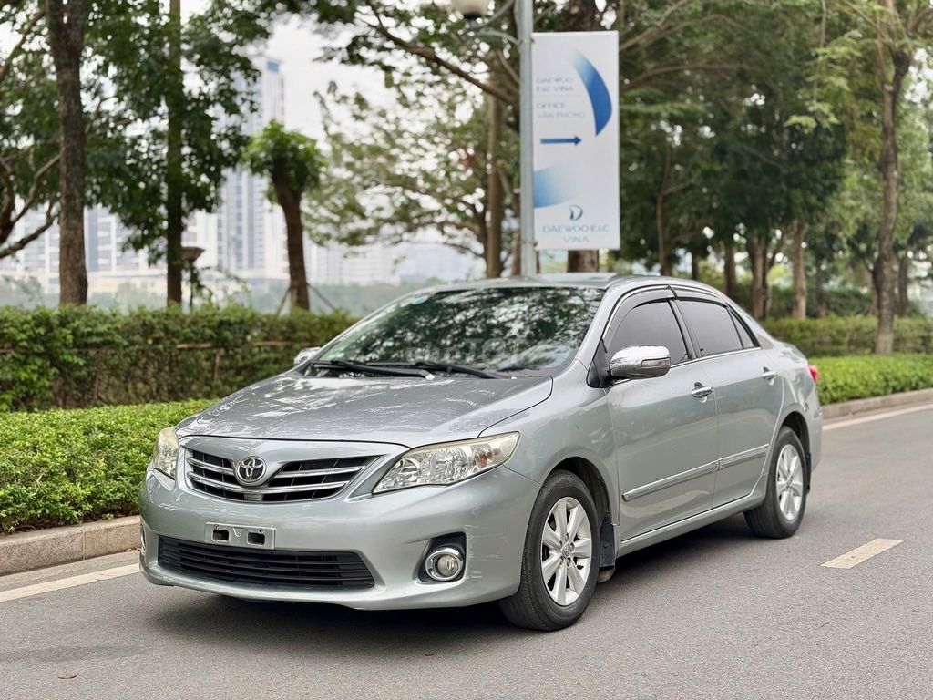 Toyota Corolla Altis 2012 1.8G CVT - 10000 km