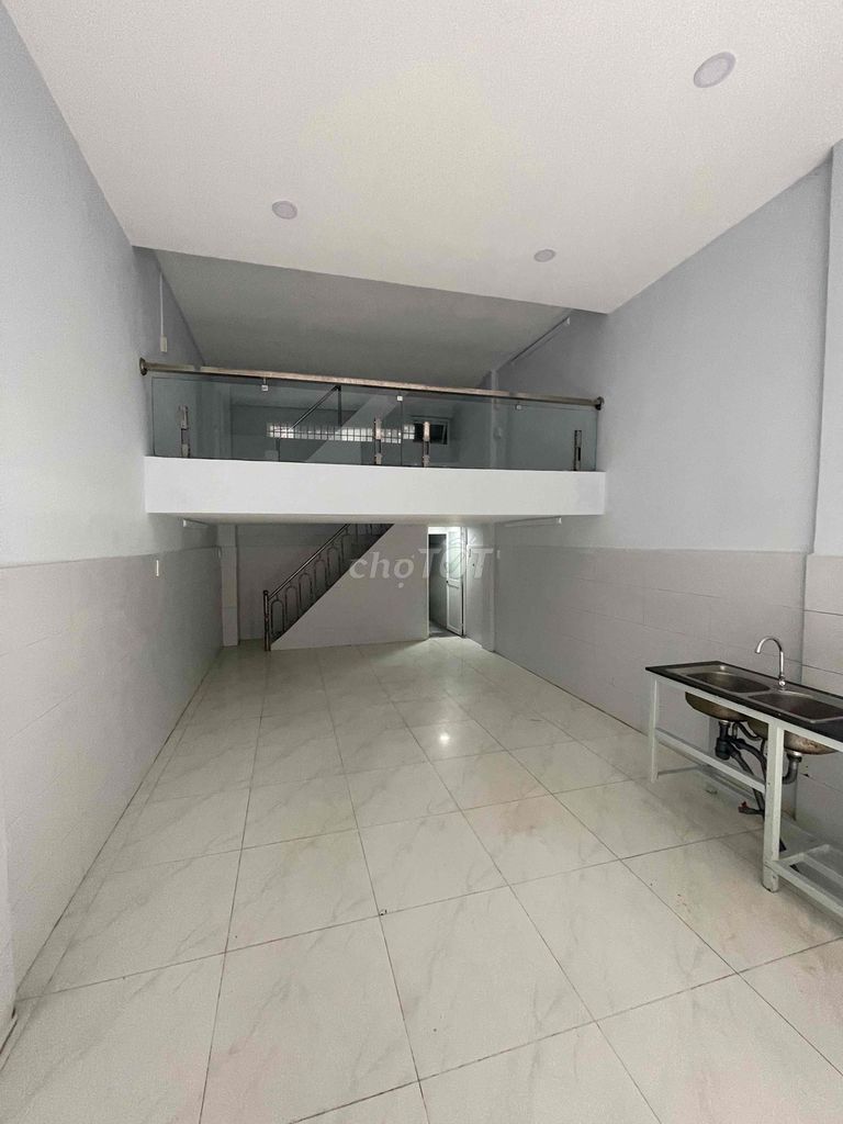 Аренда · 2 комн. · 36 м² · Quận Tân Bình, ул. Đường Nguyễn Bá Tòng